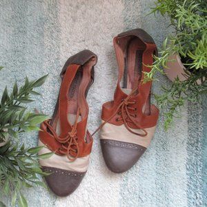 Steve Madden Cutout Oxfords